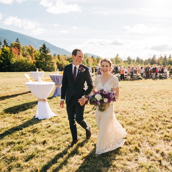 Kite and Butterfly Anais Wedding Gown - Picture 4 of 13